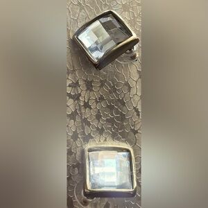 NWOT square stud earrings with sparkling stone